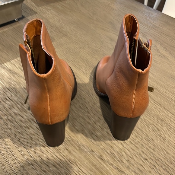 Booties - Picture 4 of 7